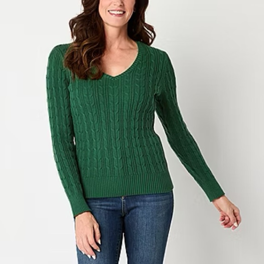 Women’s Pullover size large
